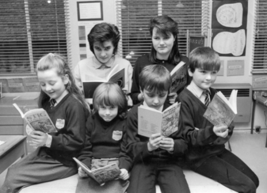 schoolchildren reading read-a-thon