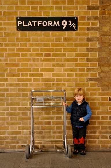 Harry Potter Kings Cross Platform 9 and 3/4