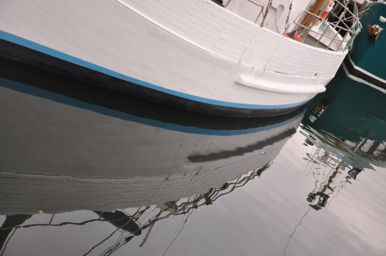 an image of a boat in the water at Hobart waterfront in Tasmania
