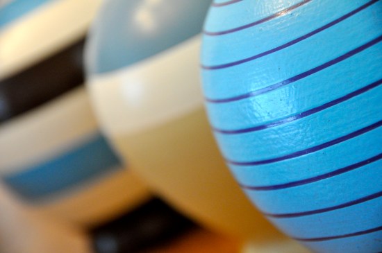 Three blue striped terramundi pots